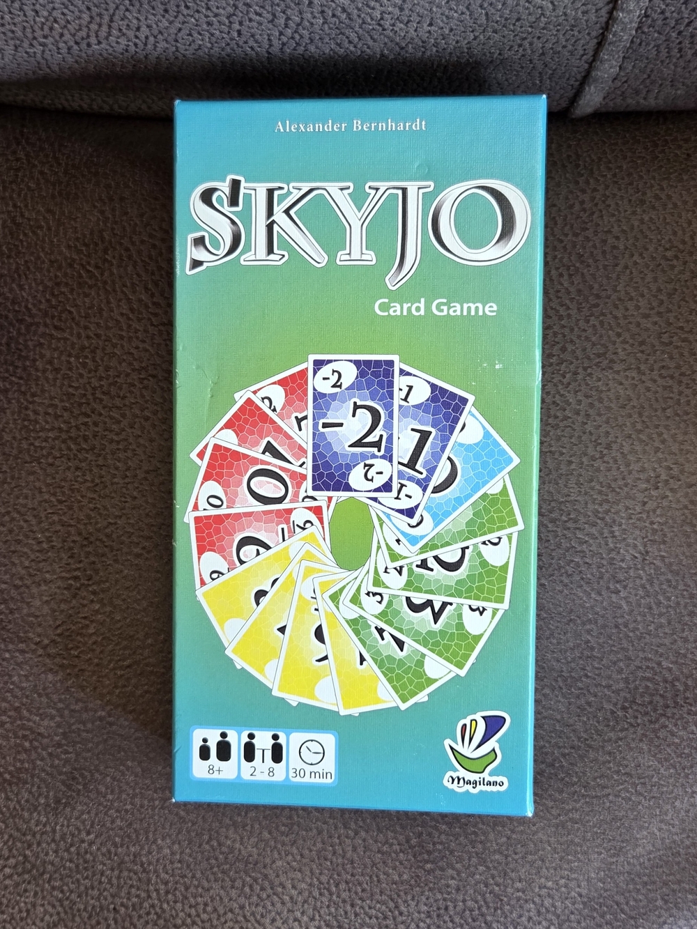 Skyjo Card Game New In Box - Picture 1 of 3